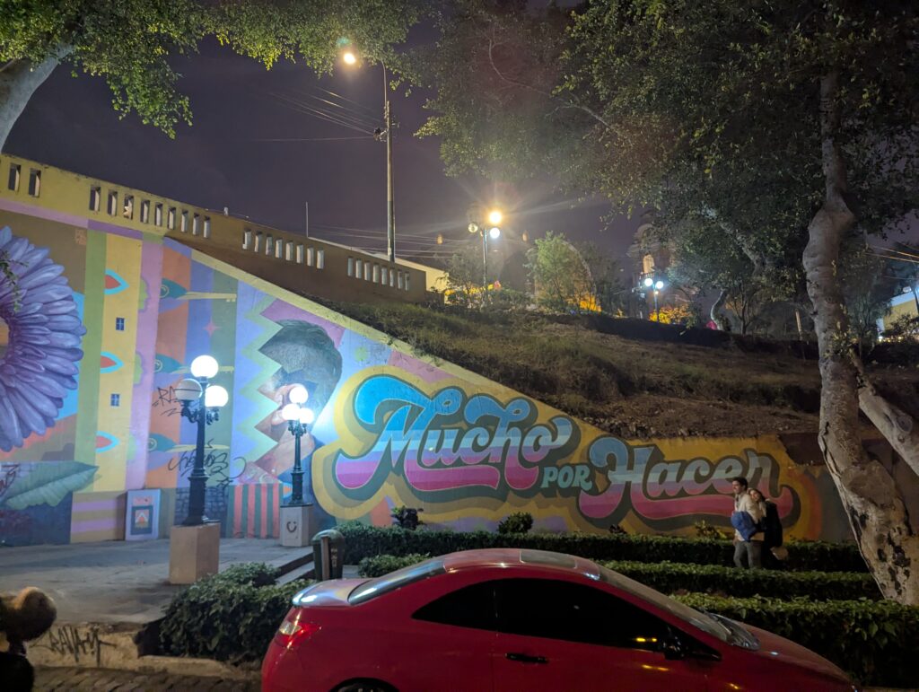 PXL_20251002_233633245