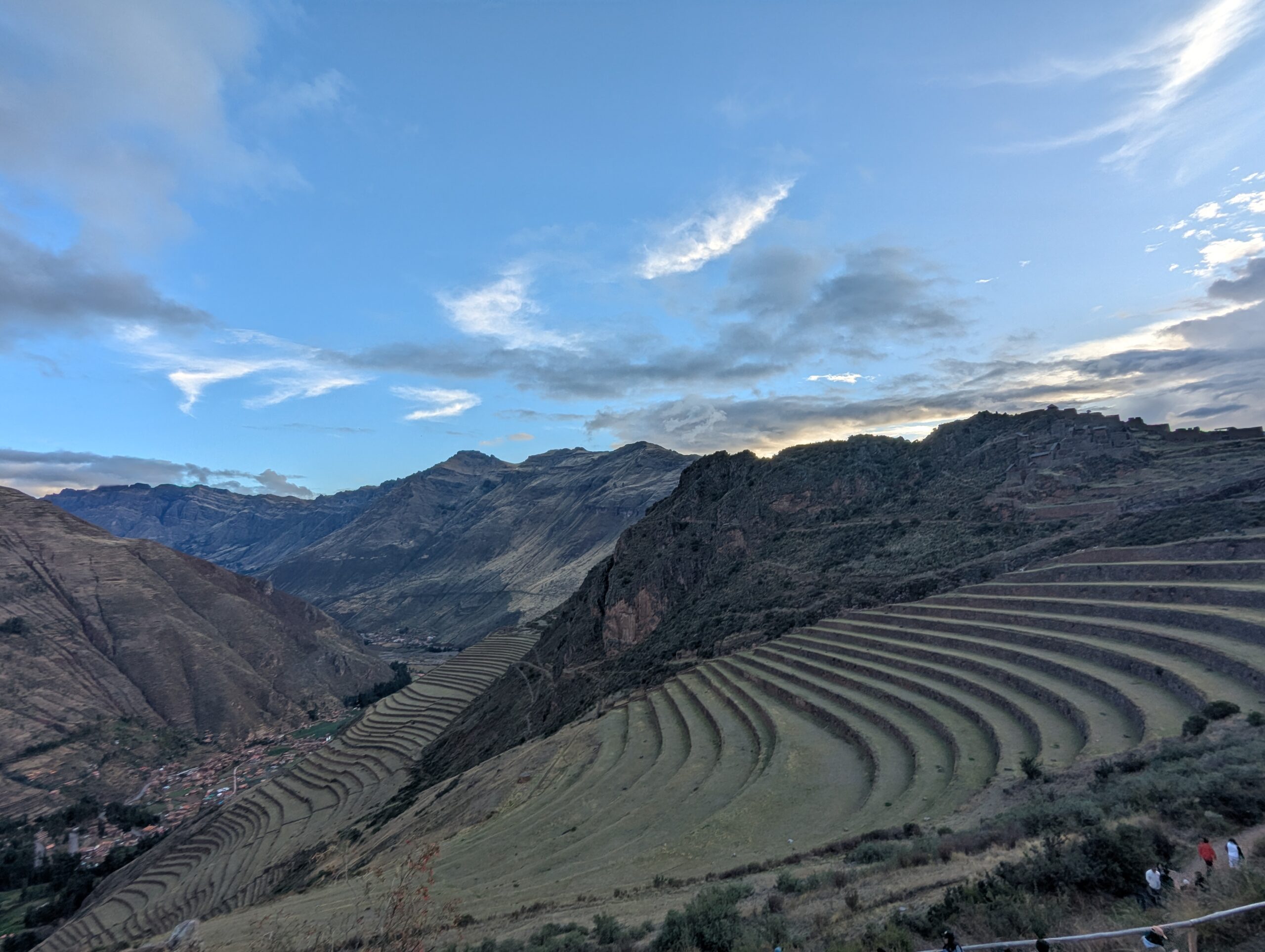 PXL_20251015_220045207